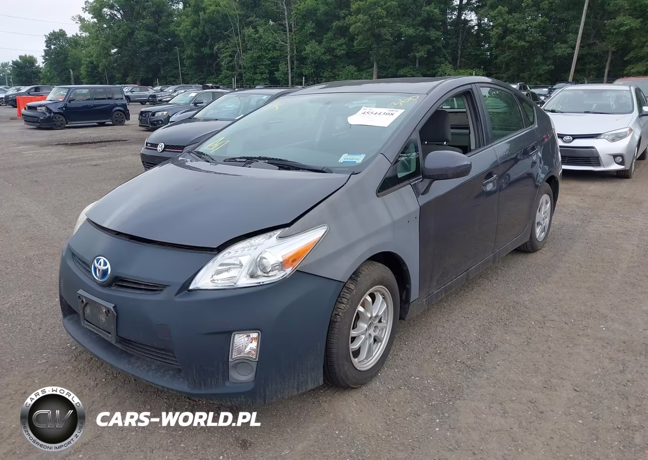 2011 Toyota Prius Two VIN:JTDKN3DU0B5327612 - 2