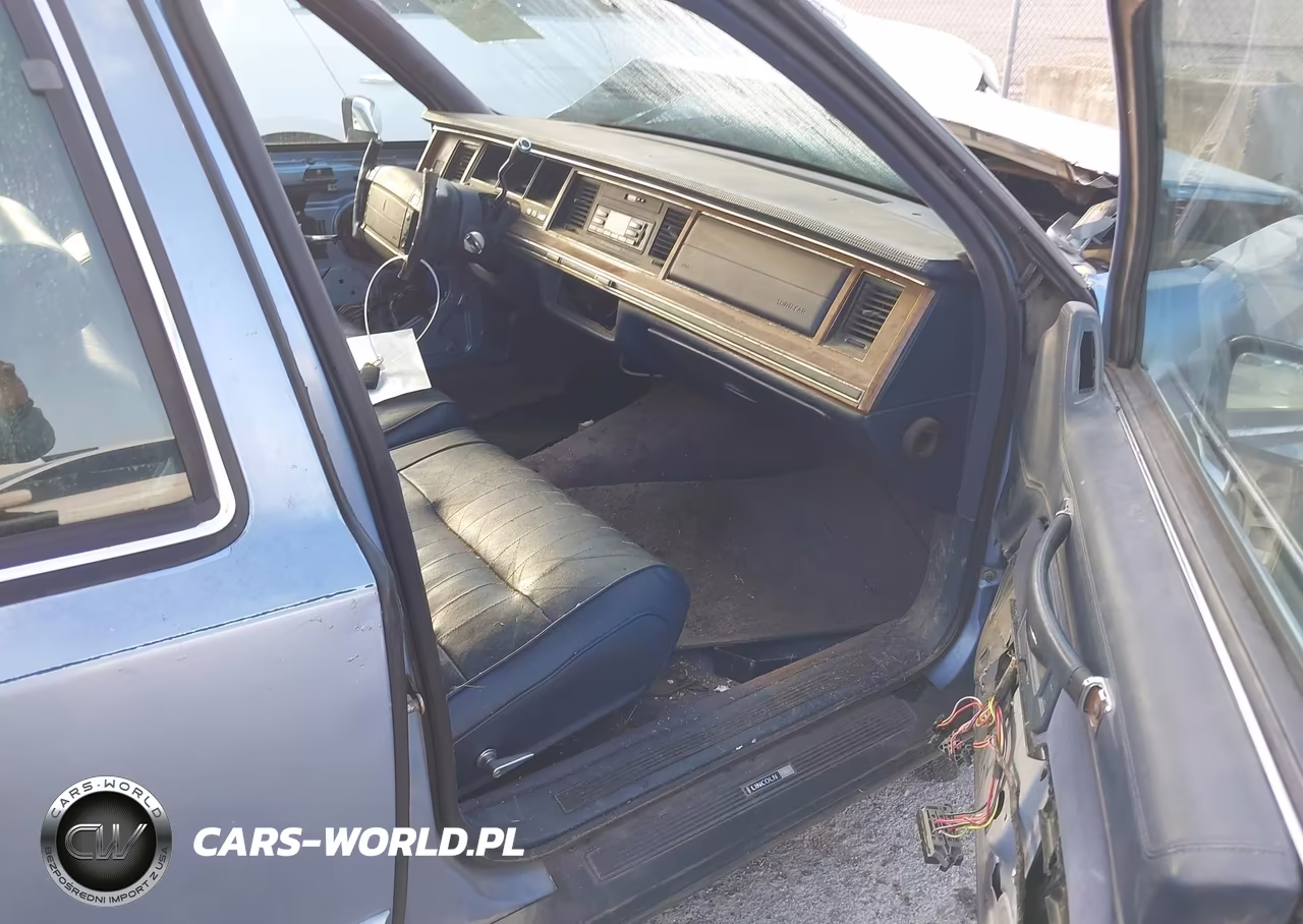 1994 Lincoln Town Car Executive VIN:1LNLM81W8RY754521 - 5