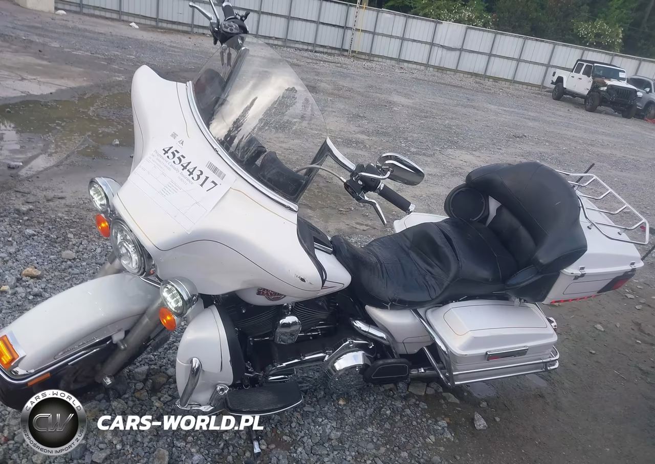 2007 Harley-Davidson Flhtcui VIN:1HD1FC41X7Y681155 - 12