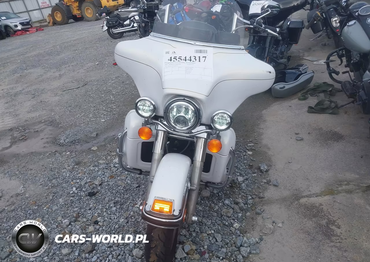 2007 Harley-Davidson Flhtcui VIN:1HD1FC41X7Y681155 - 5
