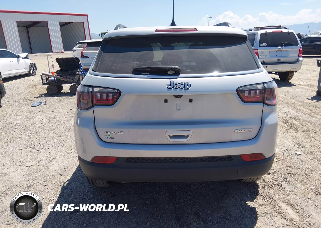 2025 Jeep Compass Latitude 4X4 VIN:3C4NJDBN4ST504074 - 16