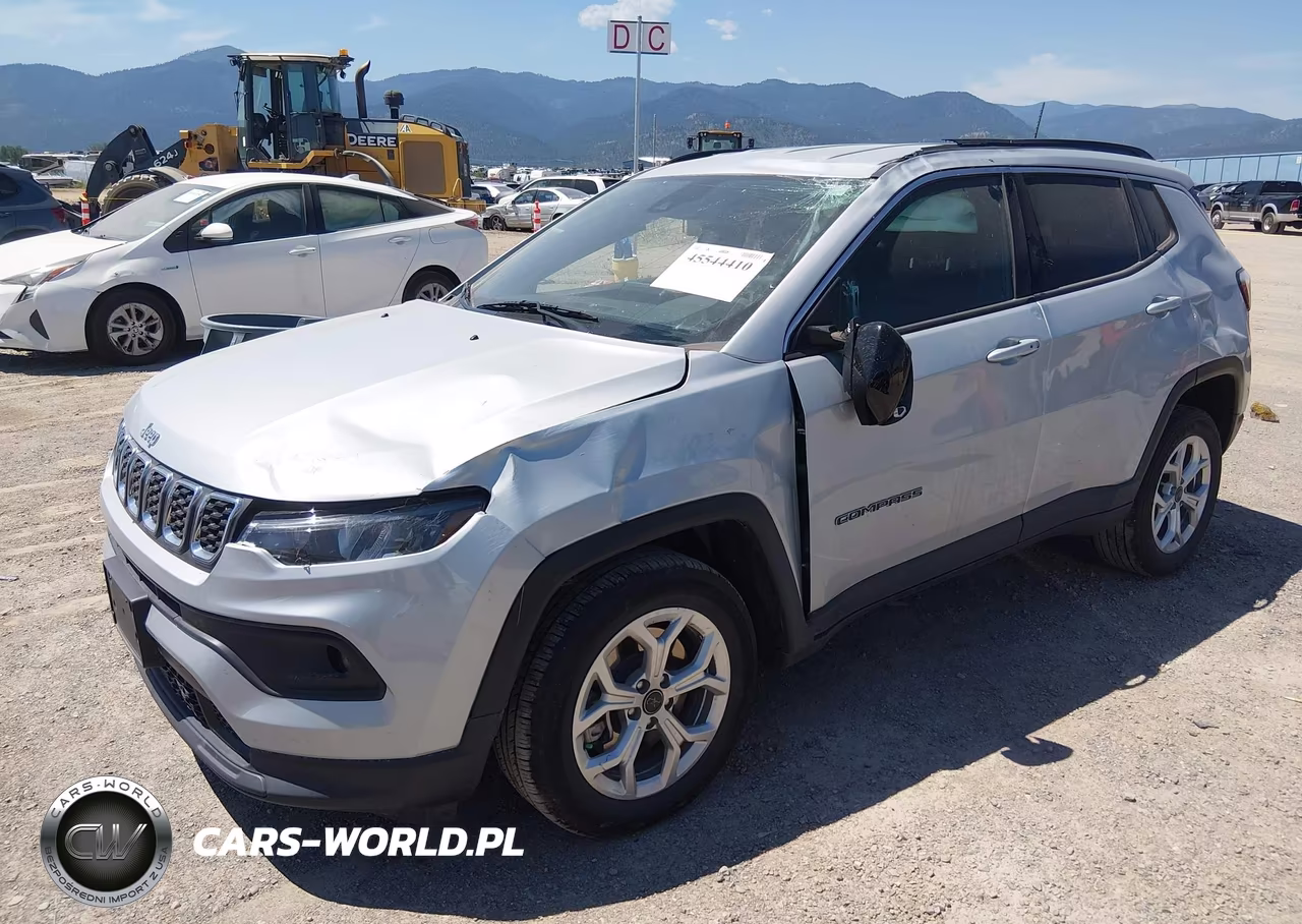 2025 Jeep Compass Latitude 4X4 VIN:3C4NJDBN4ST504074 - 2