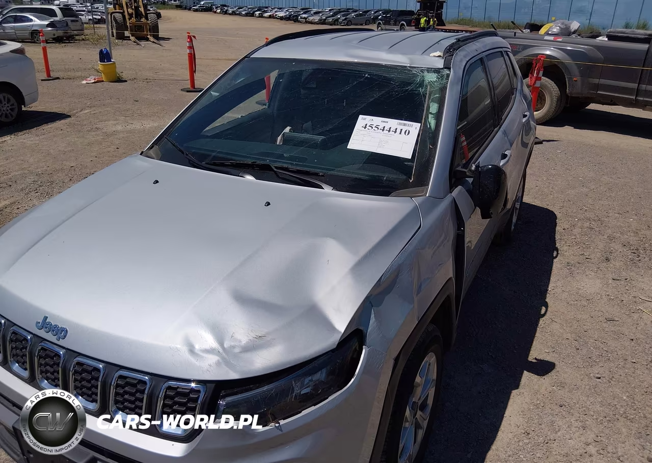 2025 Jeep Compass Latitude 4X4 VIN:3C4NJDBN4ST504074 - 6