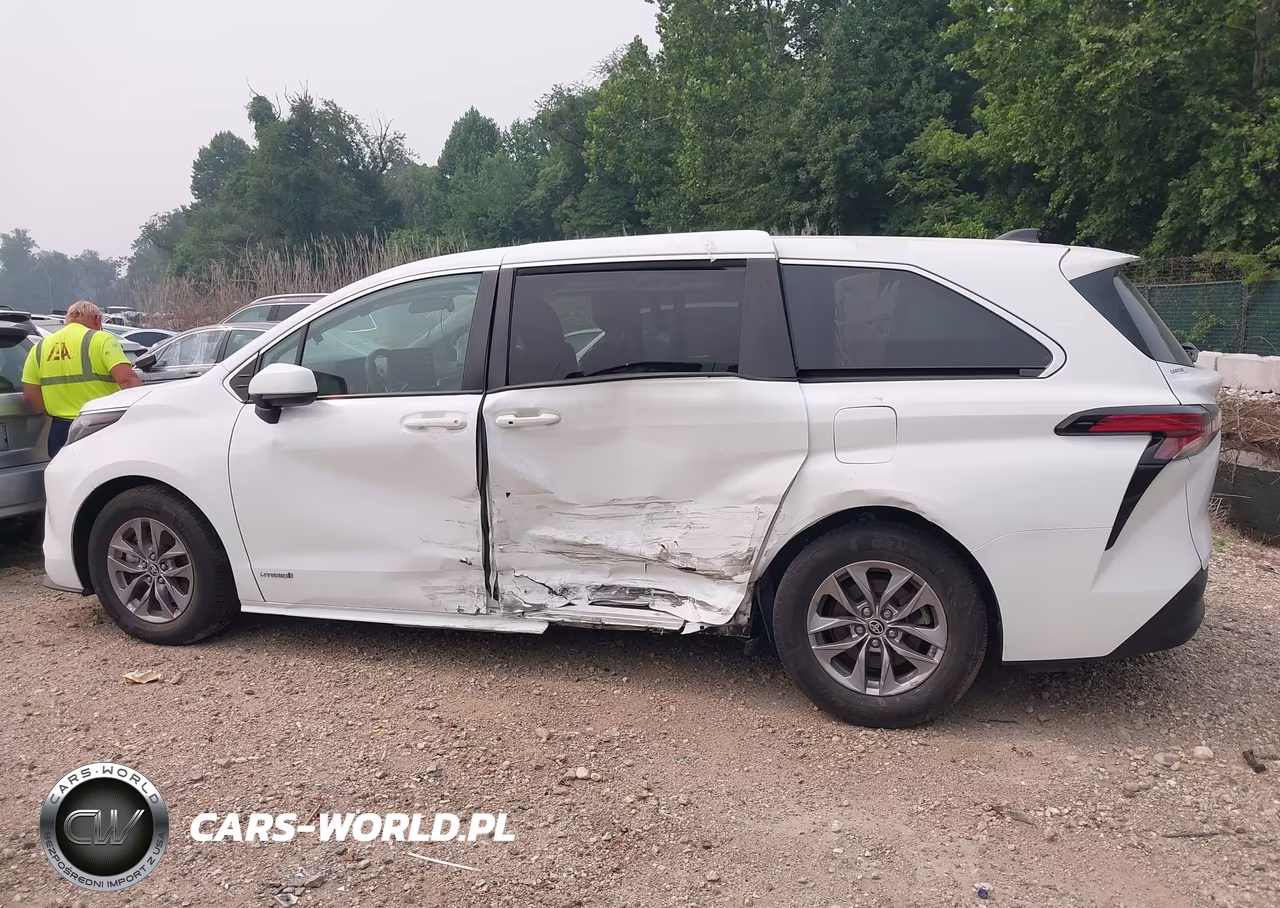 2021 Toyota Sienna Le VIN:5TDKRKEC7MS045811 - 14
