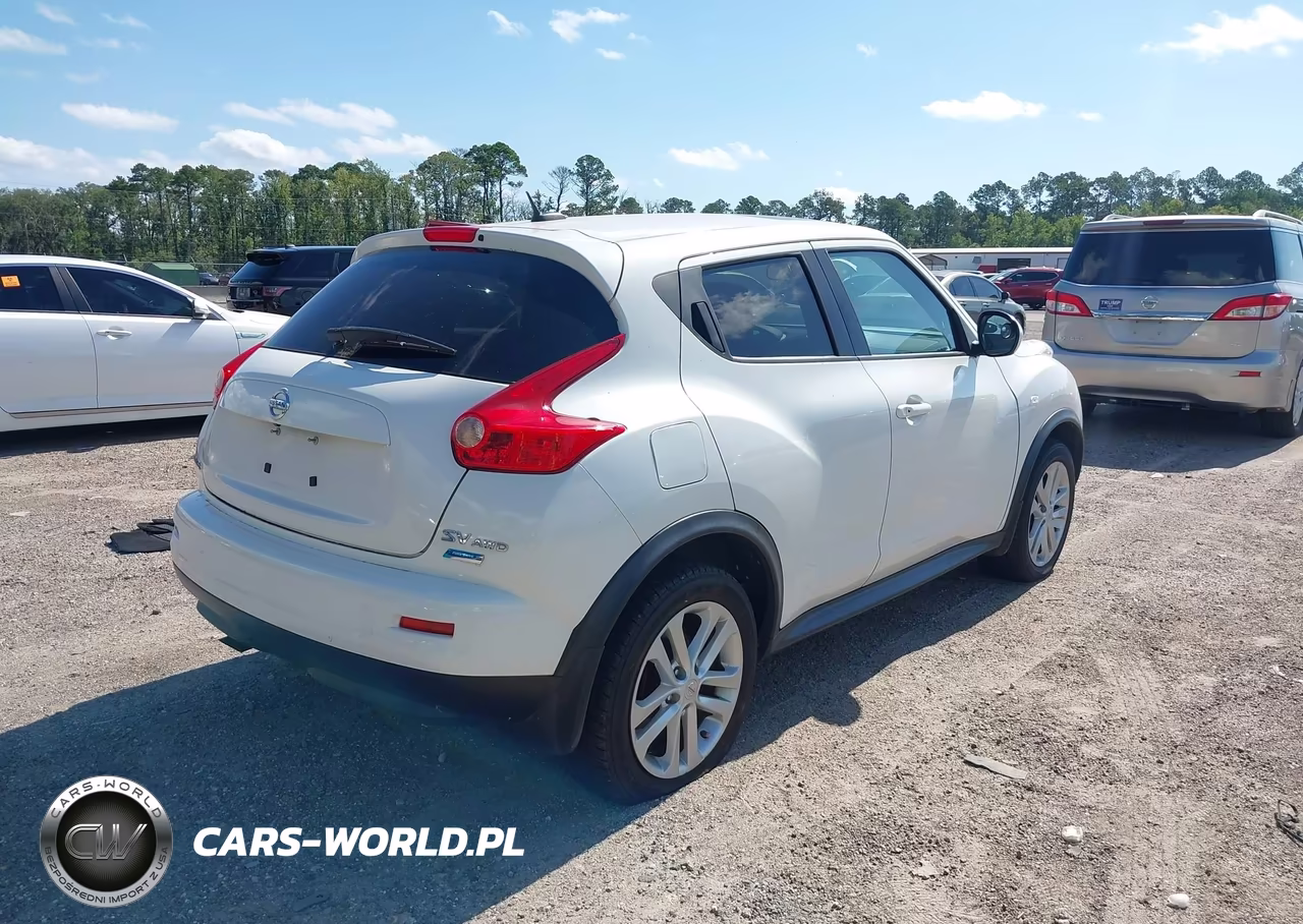 2013 Nissan Juke Sv VIN:JN8AF5MV4DT215119 - 4