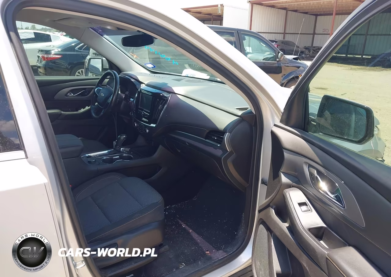 2018 Chevrolet Traverse Lt Cloth VIN:1GNERGKW4JJ268588 - 5