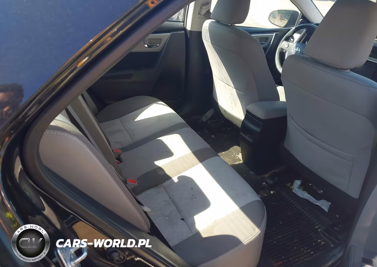 2018 Toyota Corolla Le VIN:2T1BURHE4JC982110 - 8