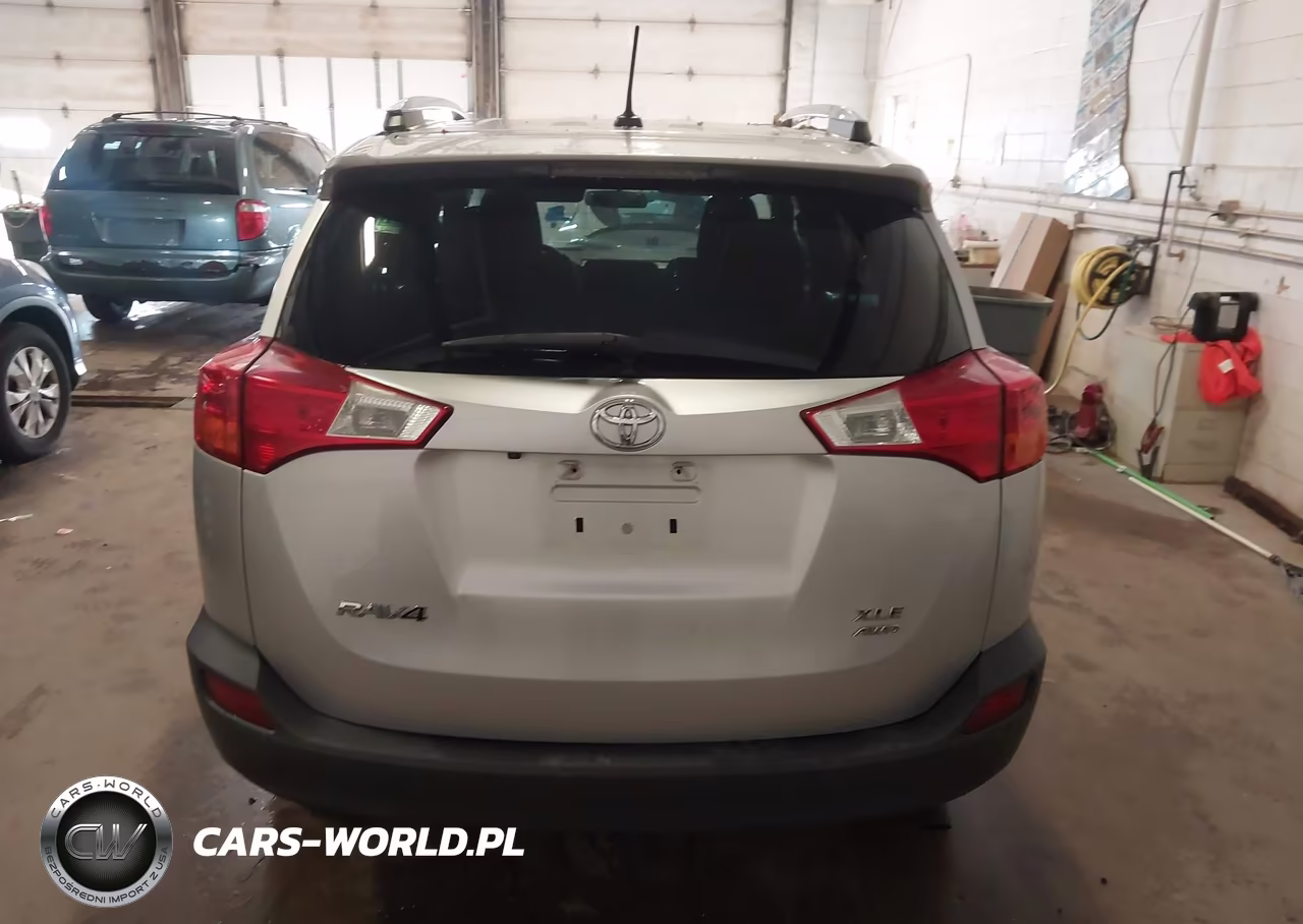 2015 Toyota Rav4 Xle VIN:2T3RFREV1FW241990 - 16