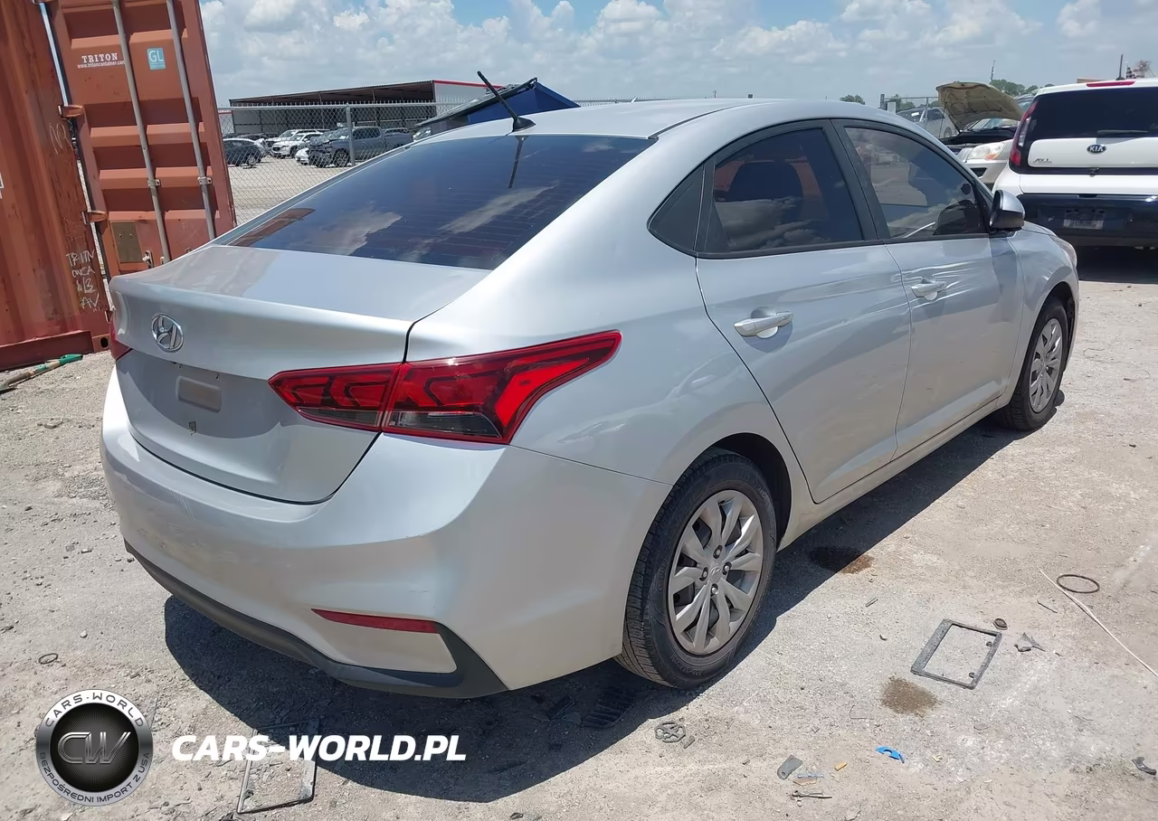 2019 Hyundai Accent Se VIN:3KPC24A3XKE050275 - 4