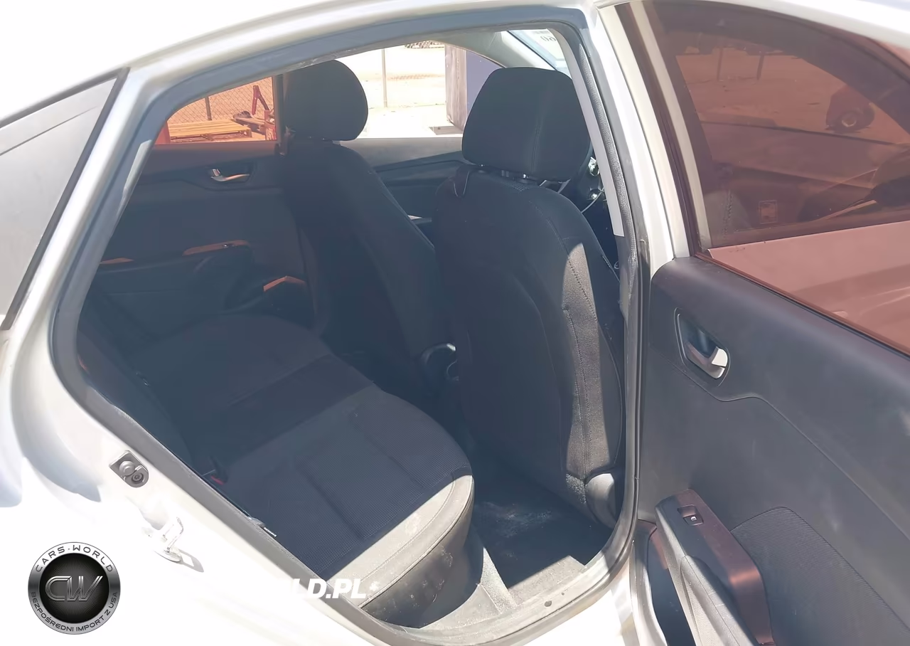 2019 Hyundai Accent Se VIN:3KPC24A3XKE050275 - 8