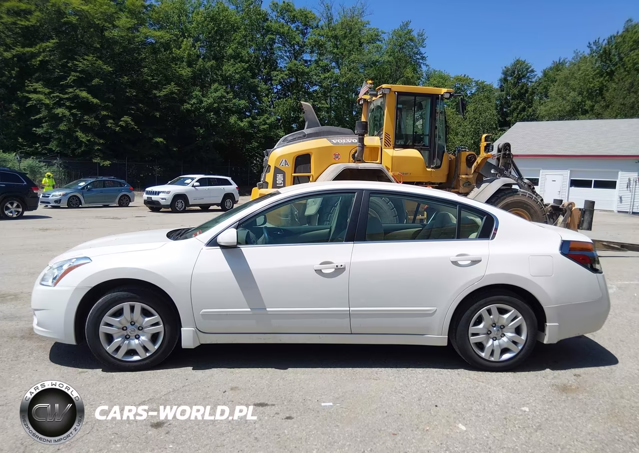 2010 Nissan Altima 2.5 S VIN:1N4AL2APXAC188342 - 13