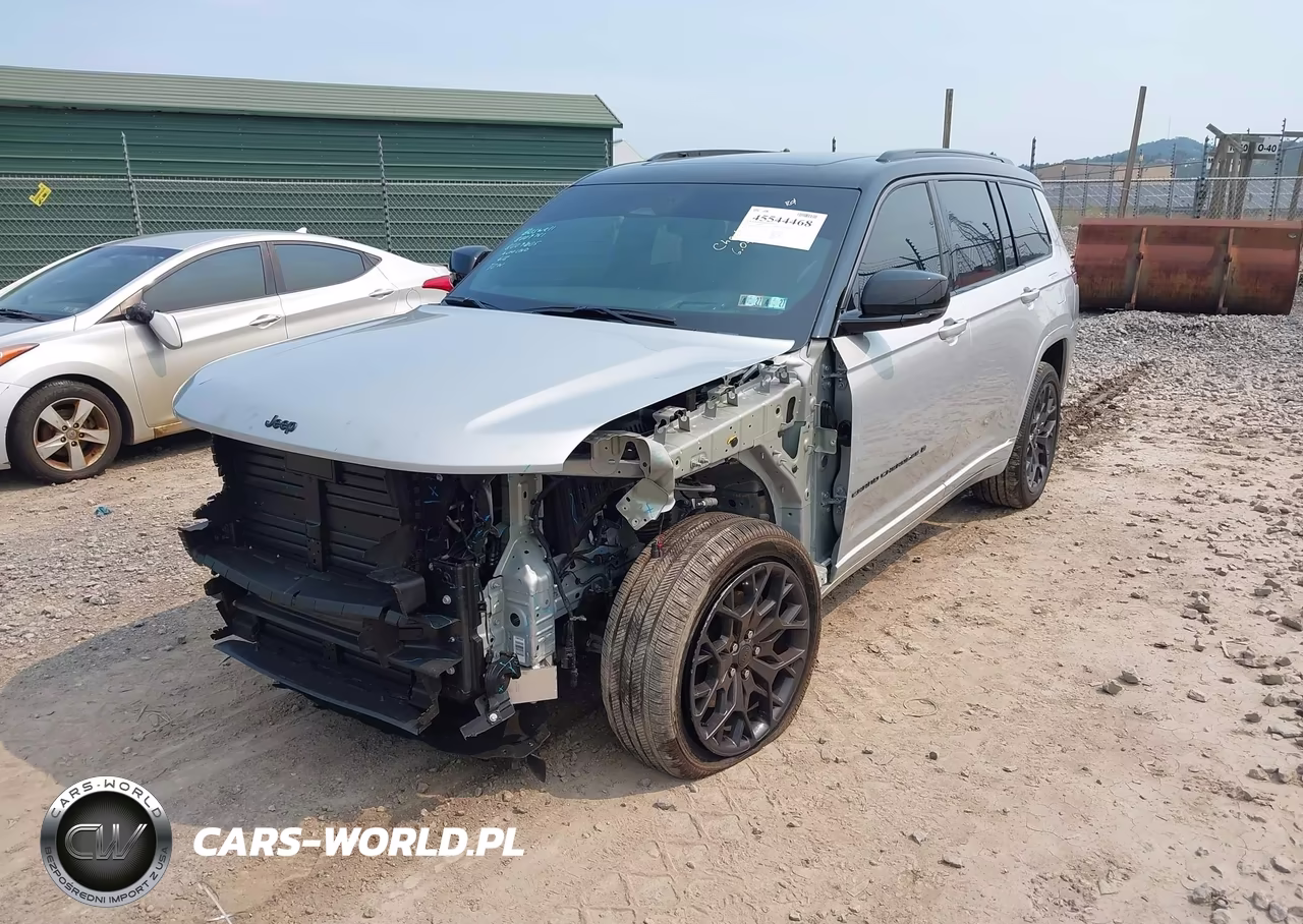 2026 Jeep Grand Cherokee L Summit 4X4 VIN:1C4RJKER1T8566388 - 2