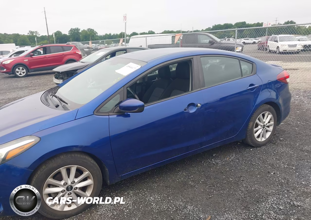 2017 Kia Forte S VIN:3KPFL4A76HE054619 - 6
