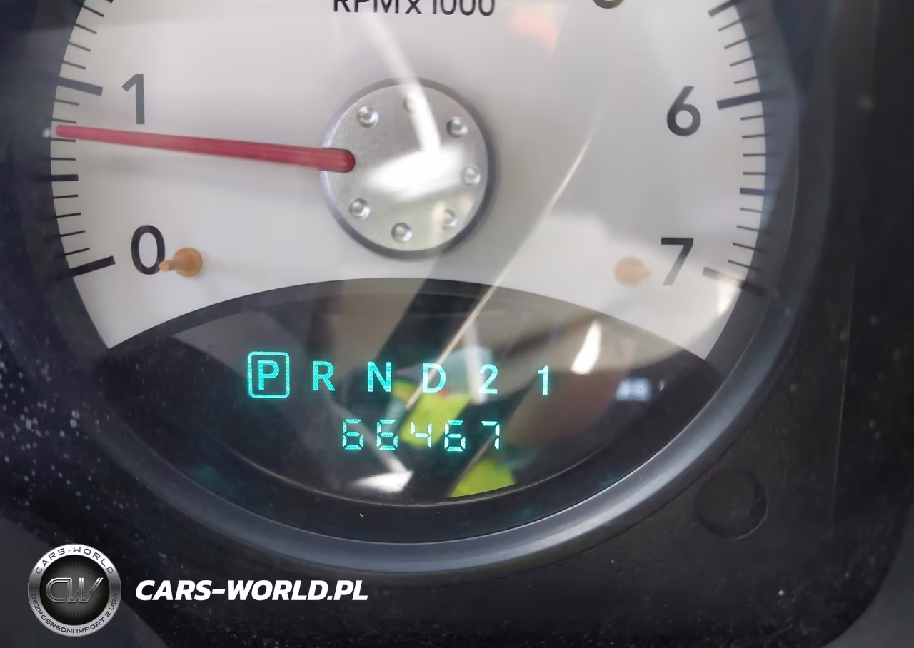 2008 Dodge Dakota Laramie VIN:1D7HW58N08S633554 - 15