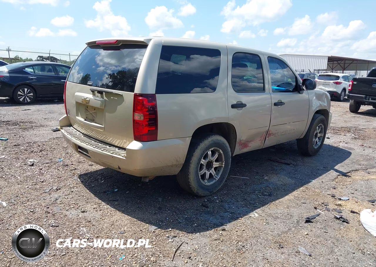 2011 Chevrolet Tahoe Commercial VIN:1GNLC2E00BR289640 - 4