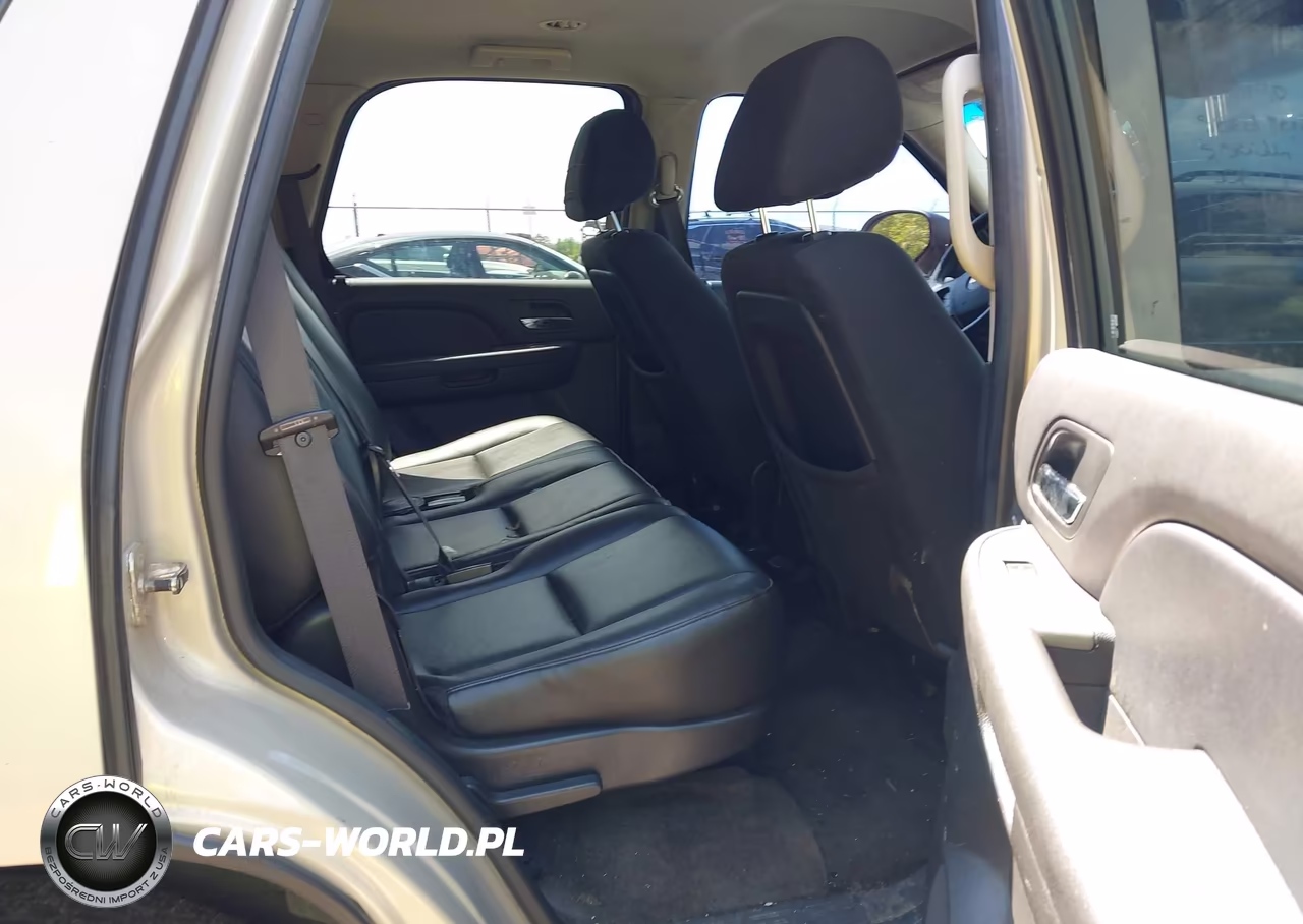 2011 Chevrolet Tahoe Commercial VIN:1GNLC2E00BR289640 - 8