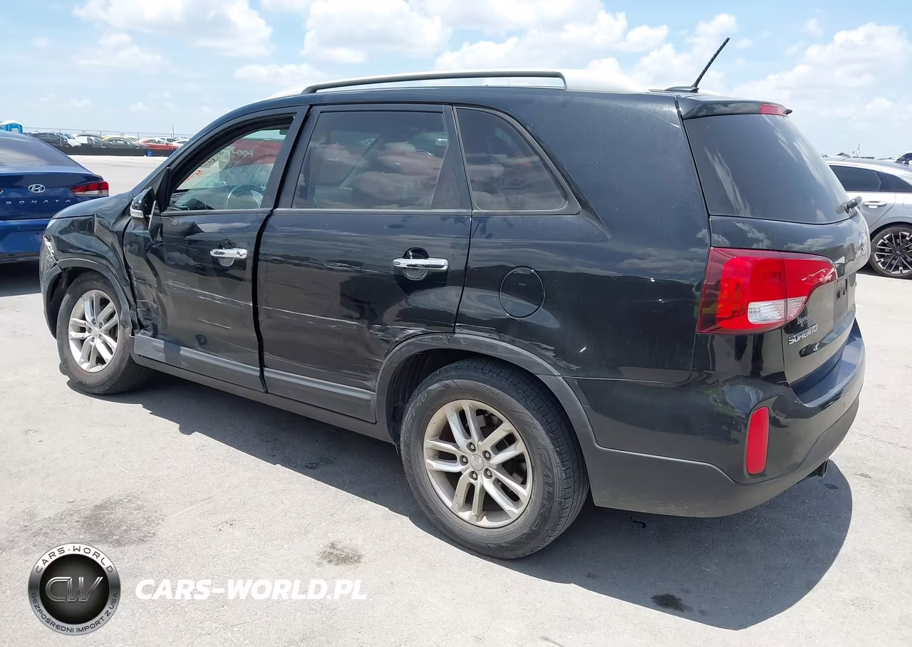 2015 Kia Sorento Lx VIN:5XYKT4A66FG622583 - 3