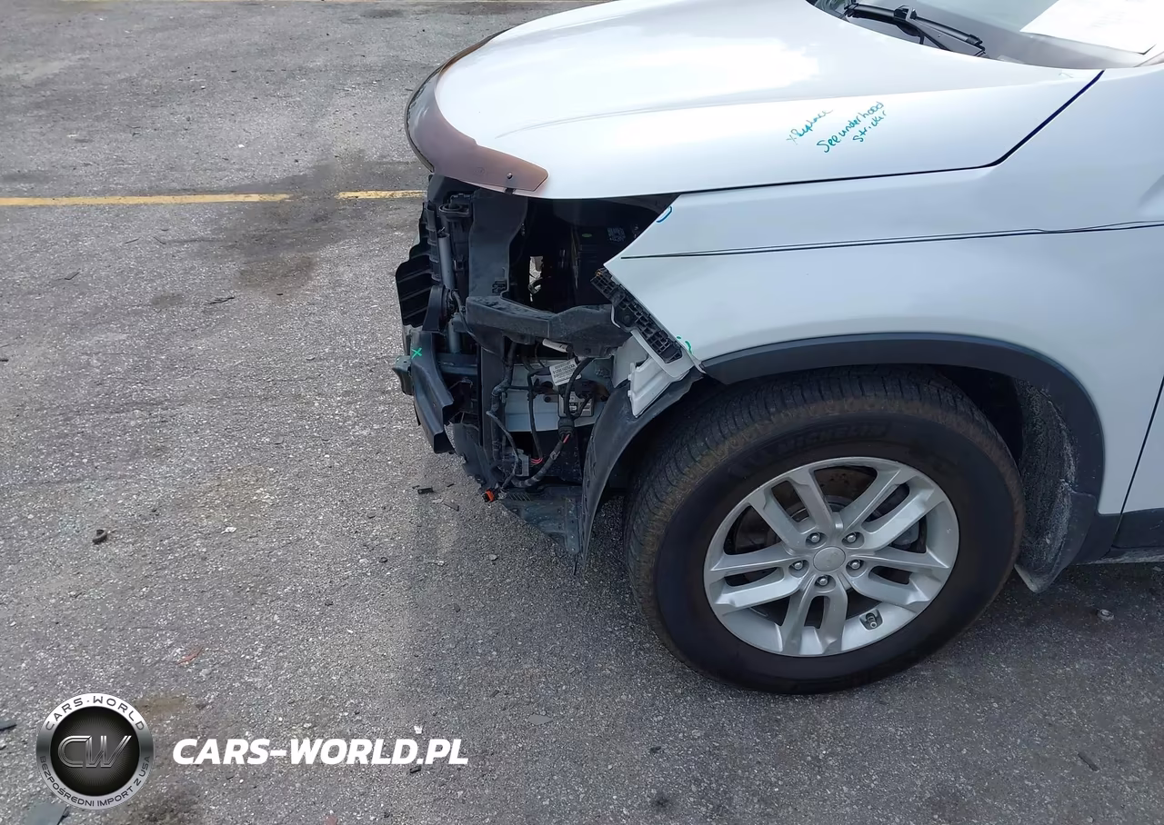 2014 Kia Sorento Lx VIN:5XYKT3A6XEG439728 - 6