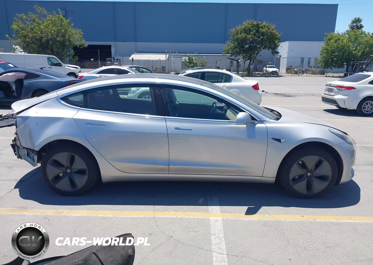 2018 Tesla Model 3 VIN:5YJ3E1EA5JF030653 - 14
