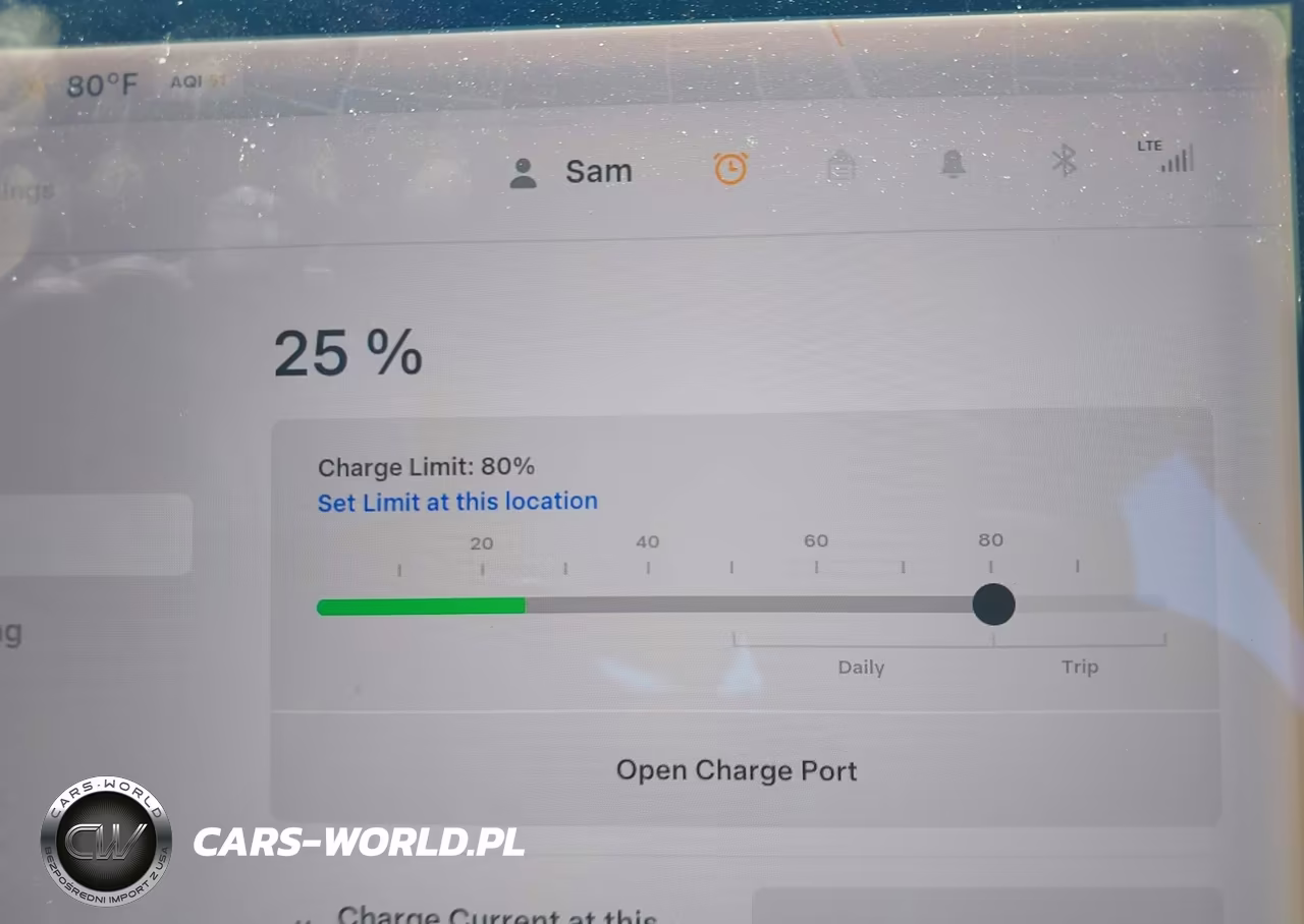 2018 Tesla Model 3 VIN:5YJ3E1EA5JF030653 - 18