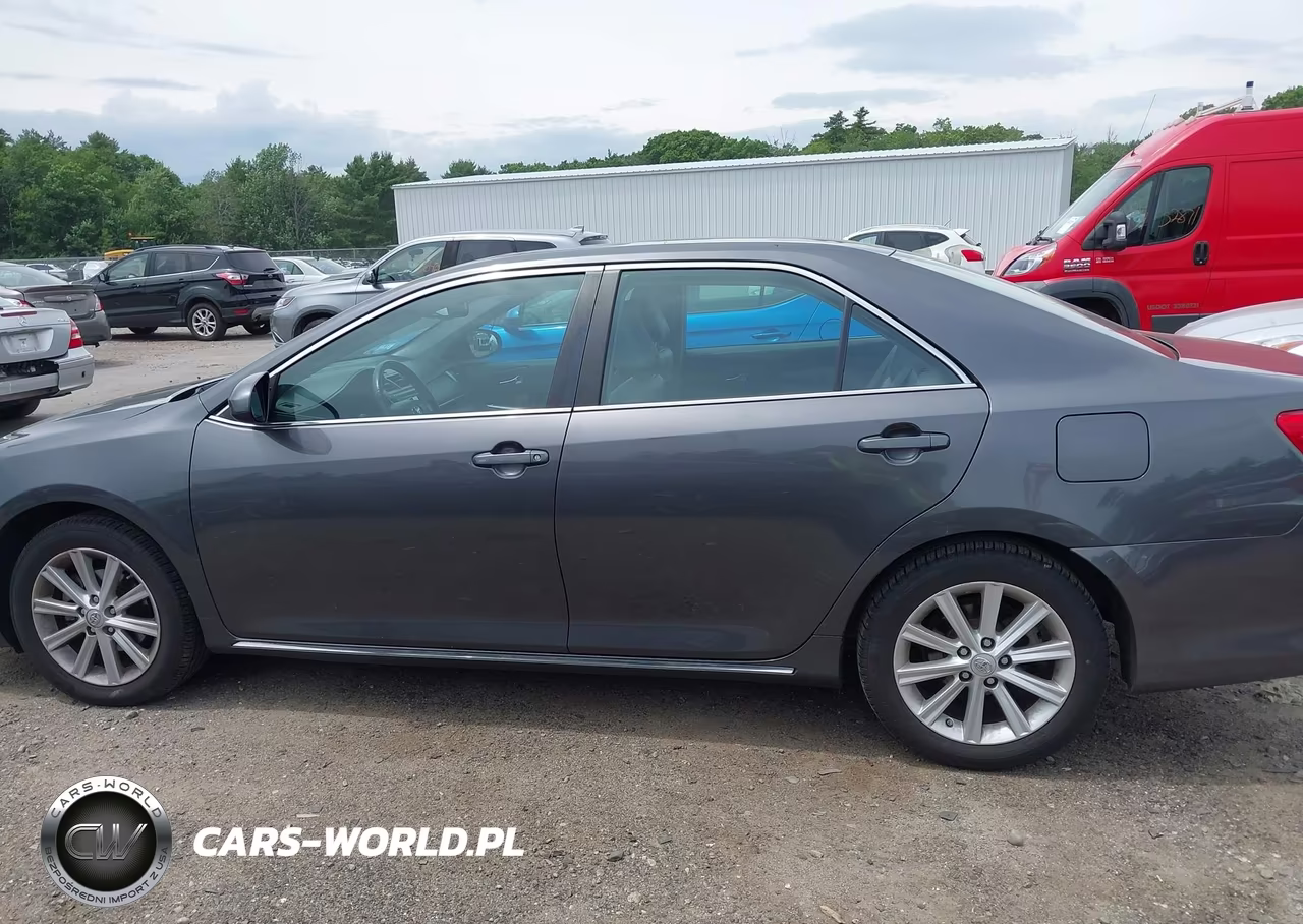 2013 Toyota Camry Xle VIN:4T1BF1FK3DU669945 - 14