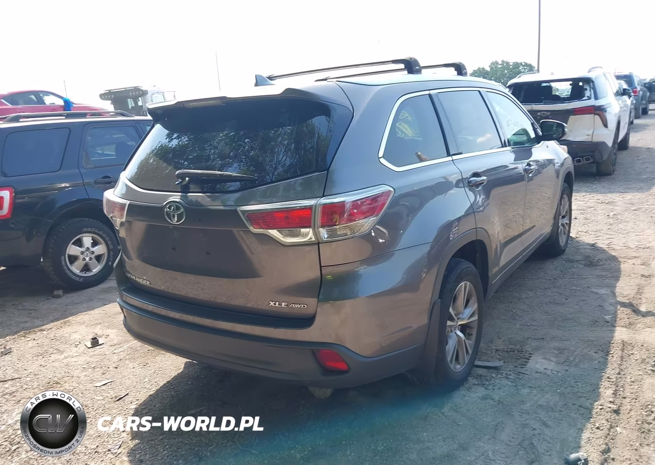 2014 Toyota Highlander Xle V6 VIN:5TDJKRFH4ES033944 - 4