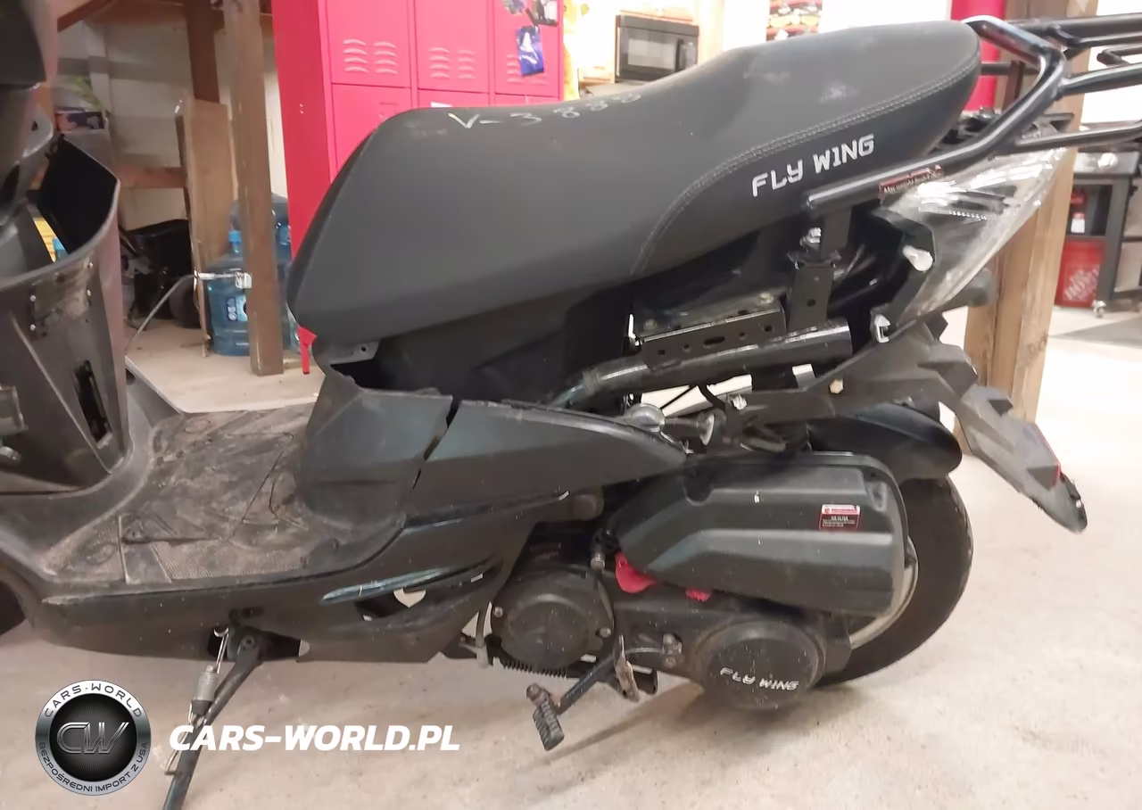2025 Taizhou Zn150T7 VIN:HZ2TBCNF8S1013888 - 9