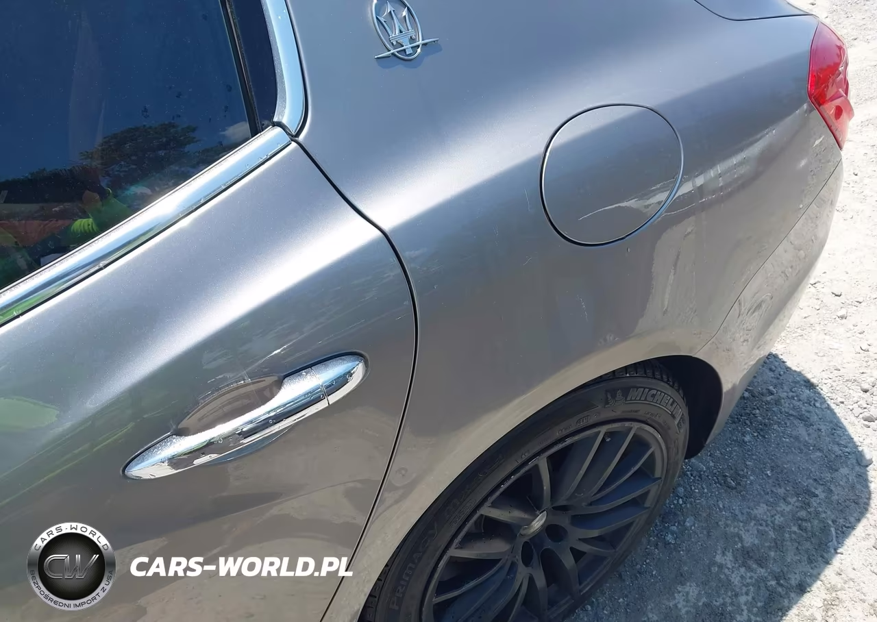 2015 Maserati Ghibli VIN:ZAM57XSA8F1162196 - 13