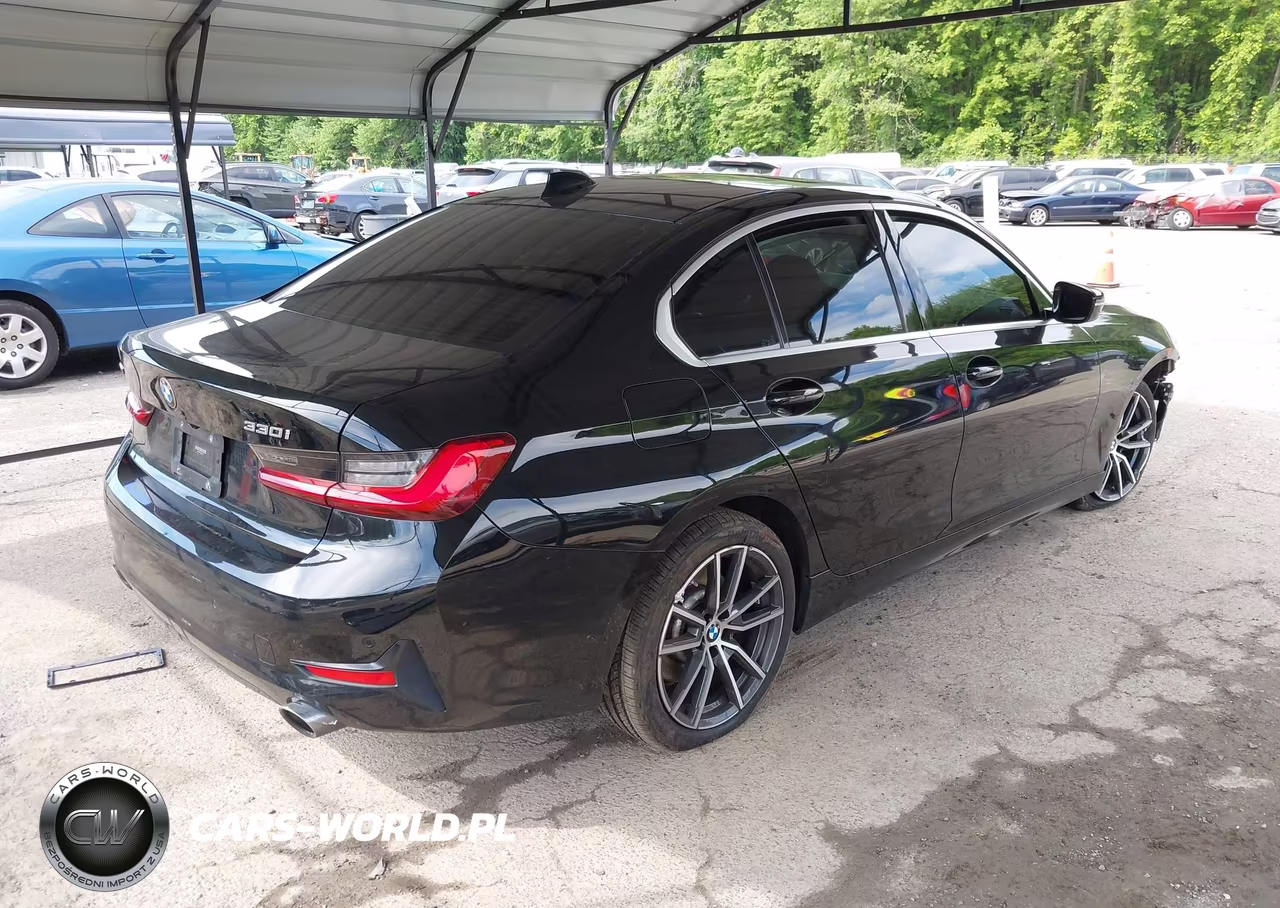 2019 BMW 330I xDrive VIN:WBA5R7C53KAJ86171 - 4