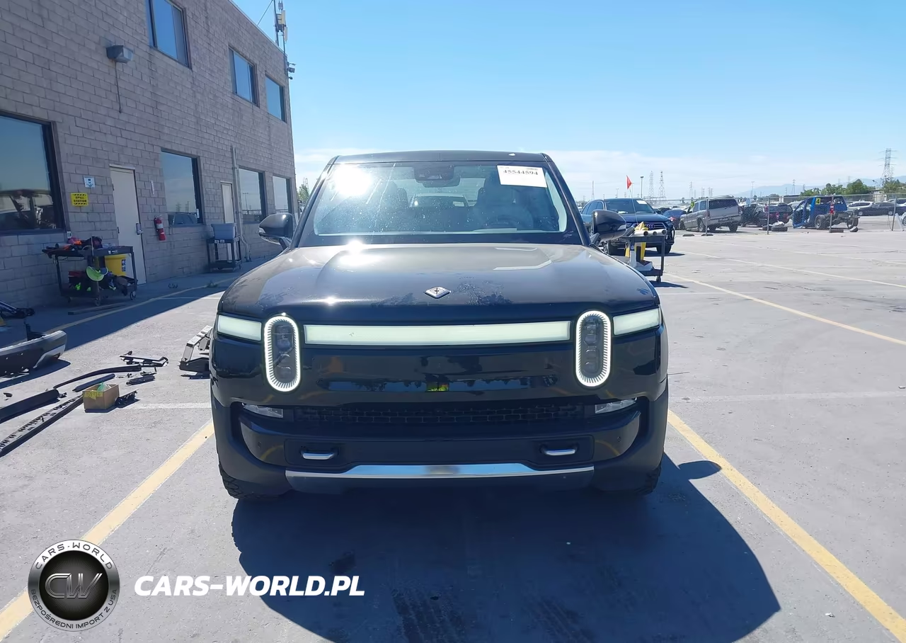 2023 Rivian R1T Adventure Quad Motor Large Pack VIN:7FCTGAAAXPN020981 - 13
