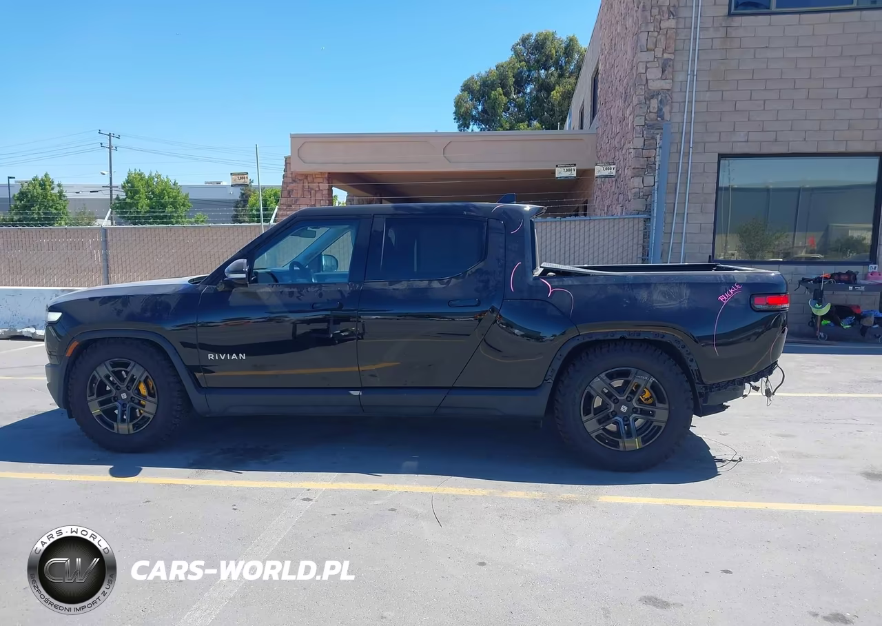 2023 Rivian R1T Adventure Quad Motor Large Pack VIN:7FCTGAAAXPN020981 - 15