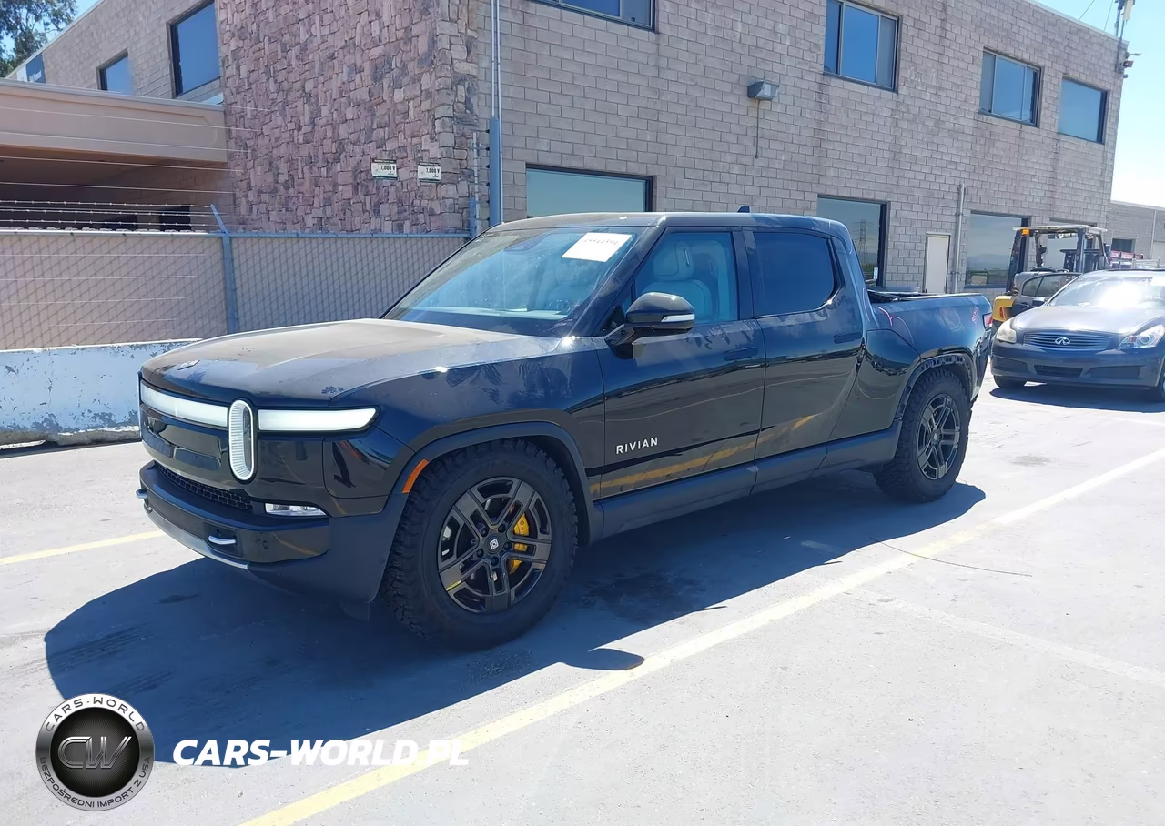 2023 Rivian R1T Adventure Quad Motor Large Pack VIN:7FCTGAAAXPN020981 - 2