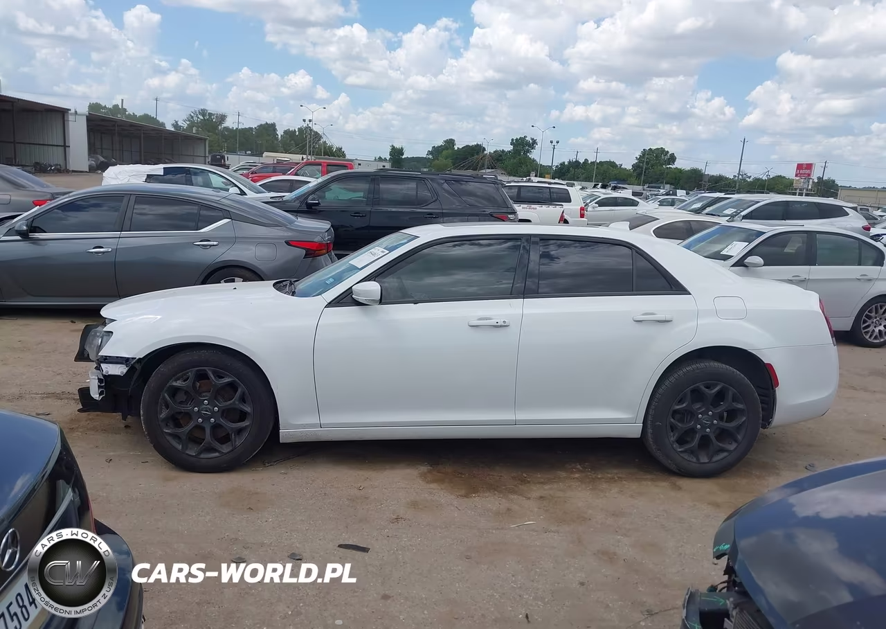 2020 Chrysler 300 300S Awd VIN:2C3CCAGG9LH180869 - 15