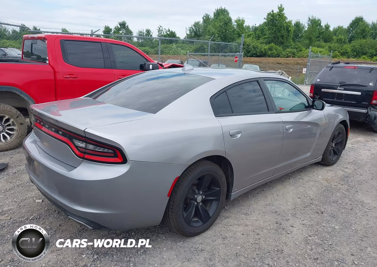 2016 Dodge Charger Sxt VIN:2C3CDXHG9GH326546 - 4