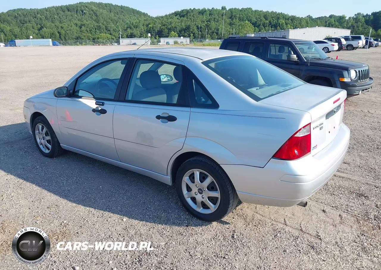 2005 Ford Focus Zx4 VIN:1FAFP34N75W154289 - 3