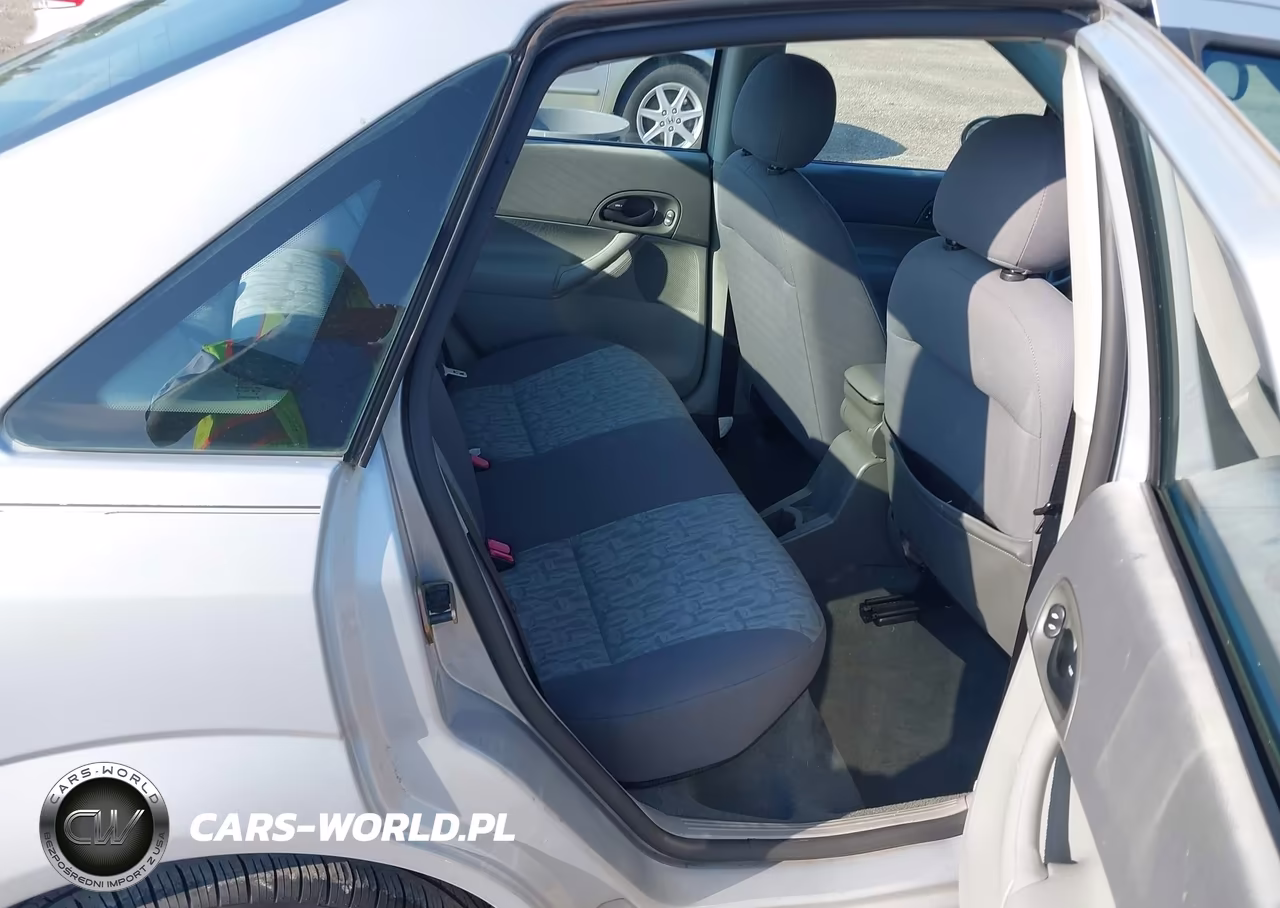 2005 Ford Focus Zx4 VIN:1FAFP34N75W154289 - 8