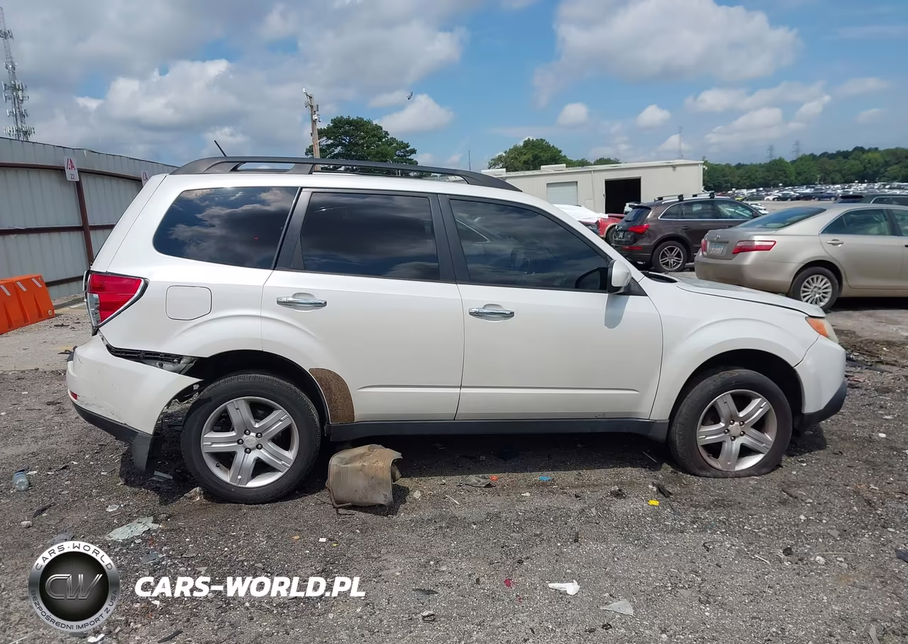 2010 Subaru Forester 2.5X Premium VIN:JF2SH6CCXAG749747 - 13