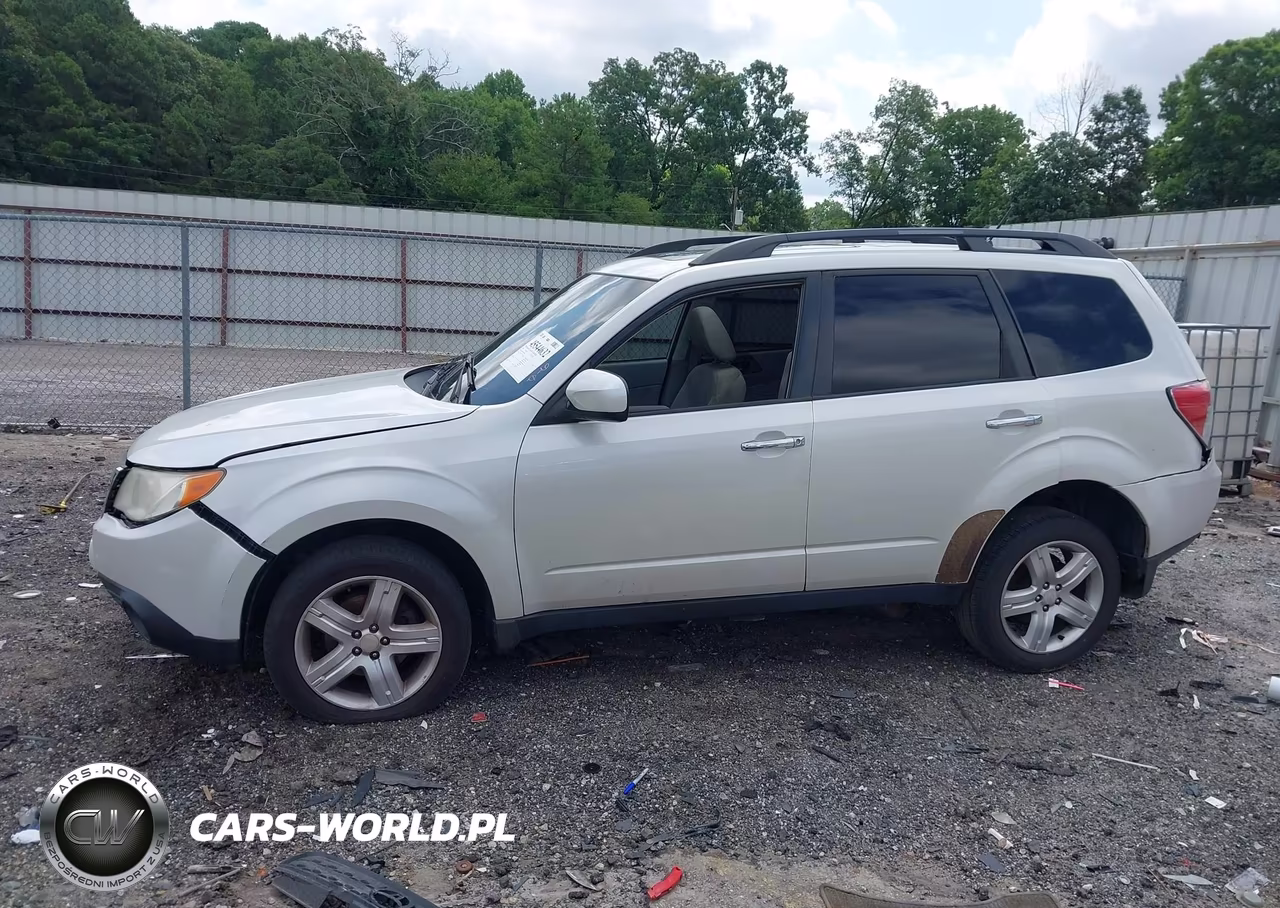 2010 Subaru Forester 2.5X Premium VIN:JF2SH6CCXAG749747 - 14