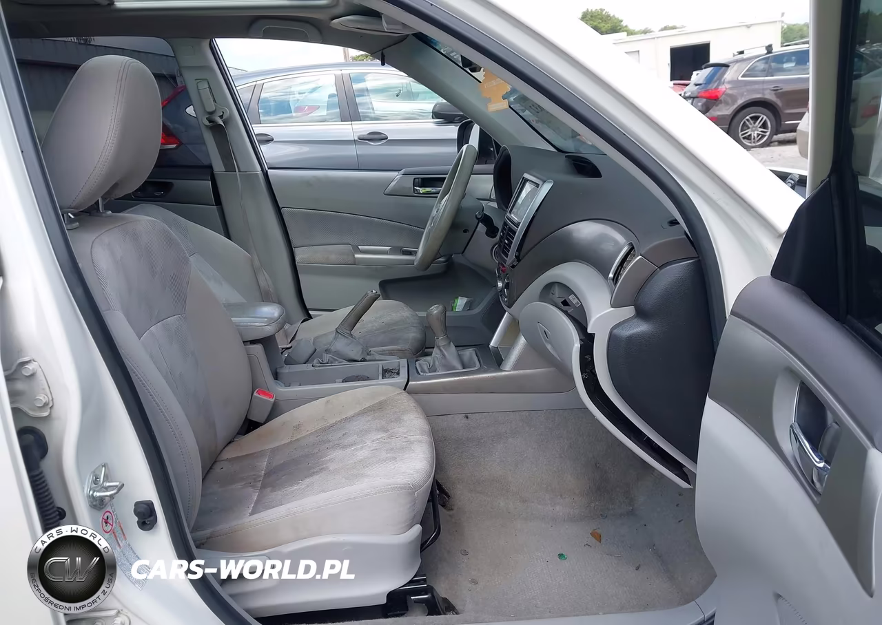 2010 Subaru Forester 2.5X Premium VIN:JF2SH6CCXAG749747 - 5