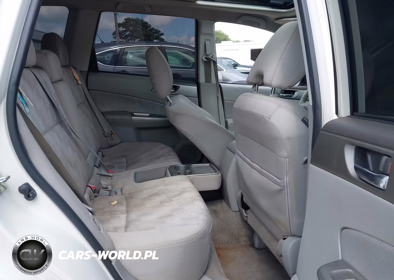 2010 Subaru Forester 2.5X Premium VIN:JF2SH6CCXAG749747 - 8