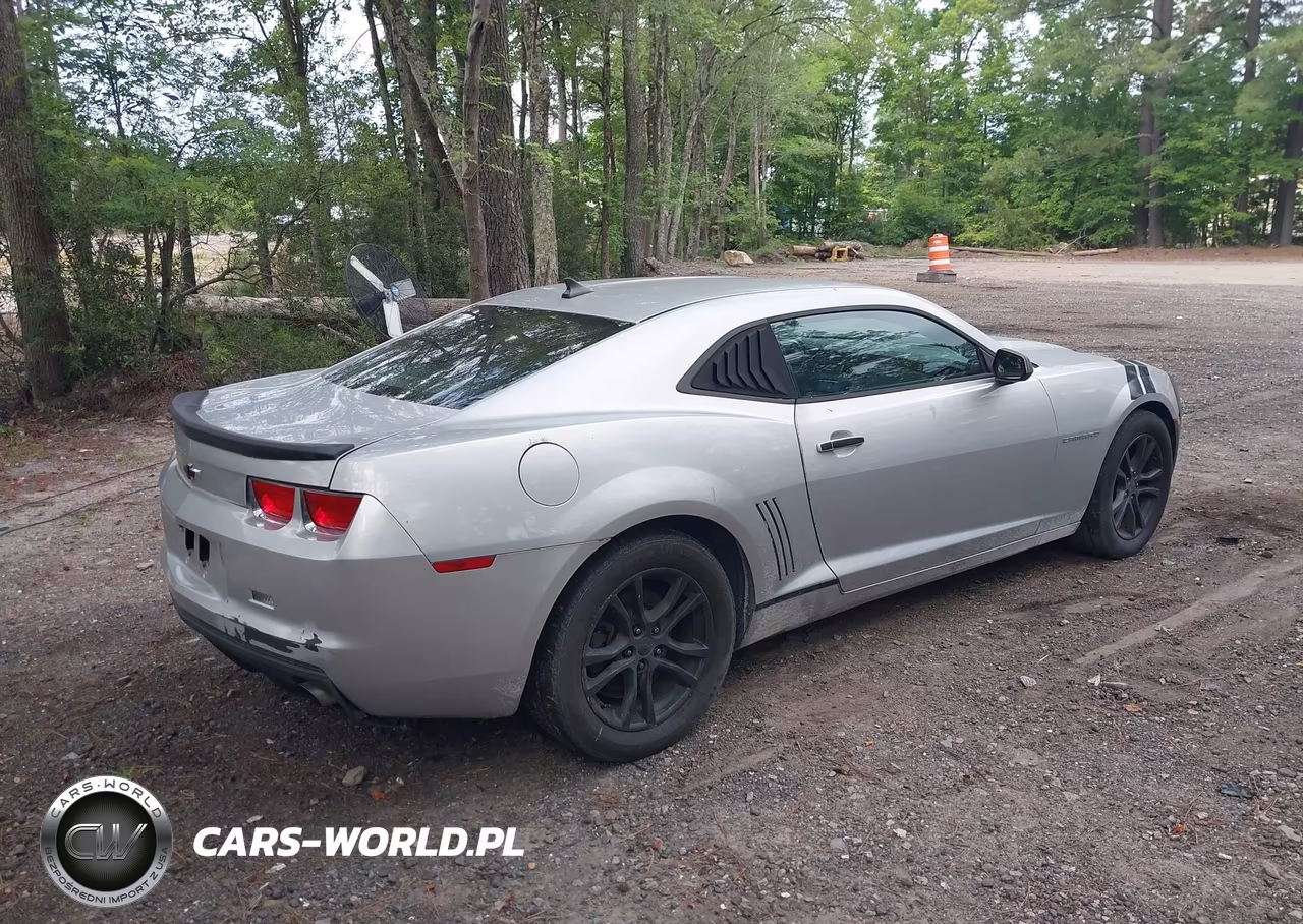 2011 Chevrolet Camaro 1Lt VIN:2G1FB1ED4B9155397 - 4