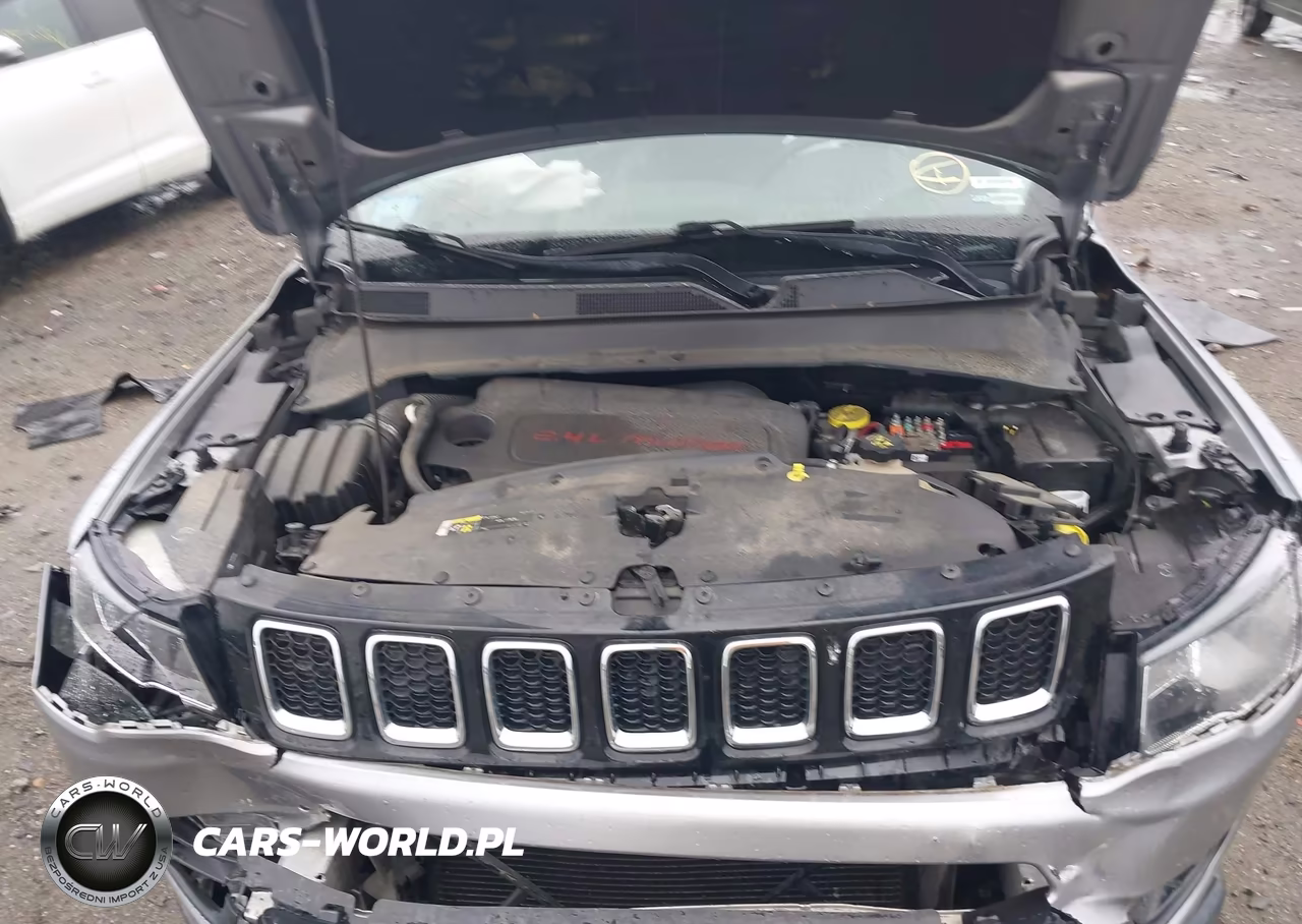 2018 Jeep Compass Latitude 4X4 VIN:3C4NJDBB8JT113420 - 10