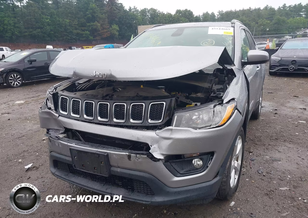 2018 Jeep Compass Latitude 4X4 VIN:3C4NJDBB8JT113420 - 6