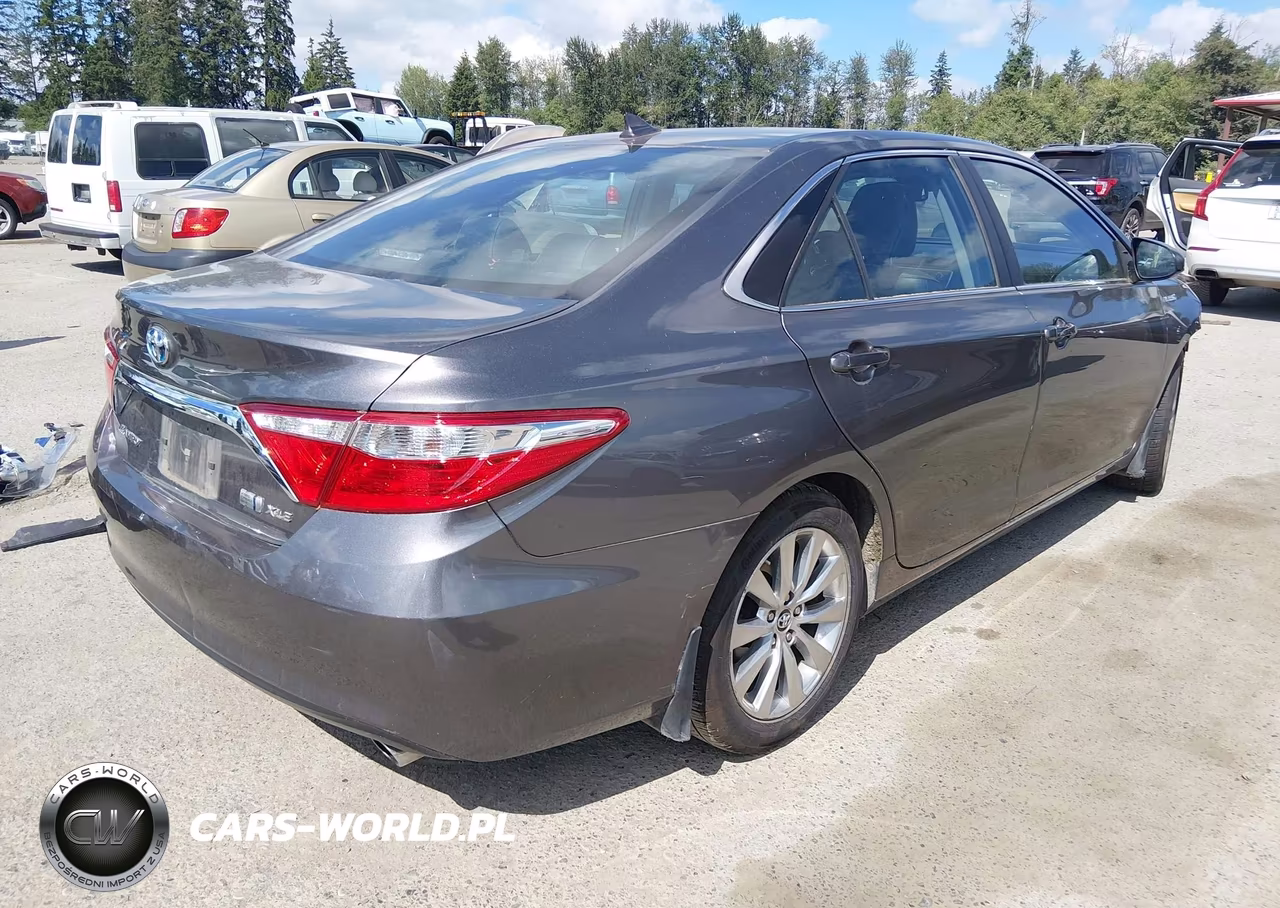 2016 Toyota Camry Hybrid Xle VIN:4T1BD1FK7GU178322 - 4