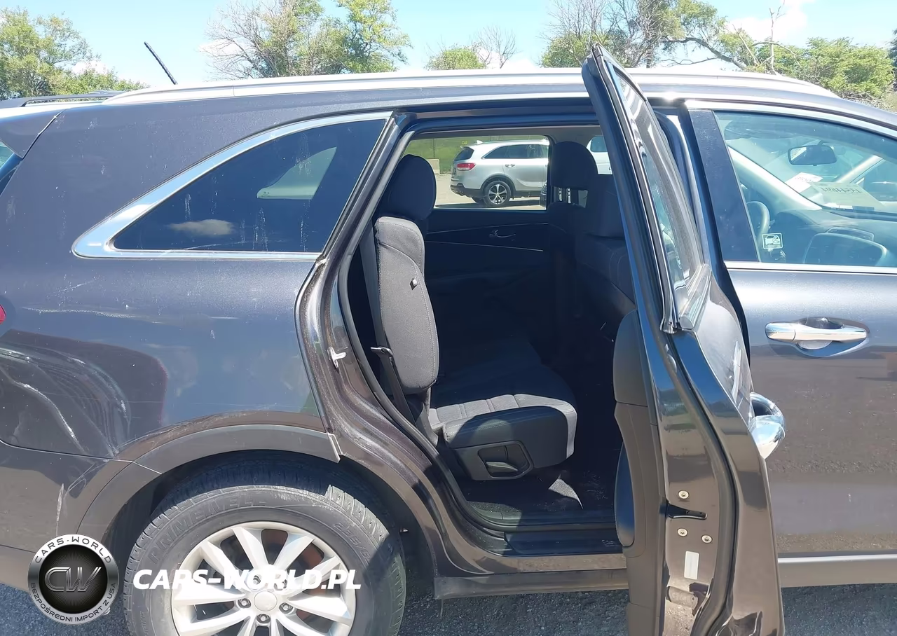 2017 Kia Sorento 2.4L Lx VIN:5XYPG4A35HG326120 - 8