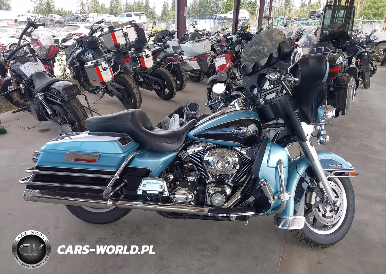 2008 Harley-Davidson Flhtcui VIN:1HD1FC4198Y697266 - 13