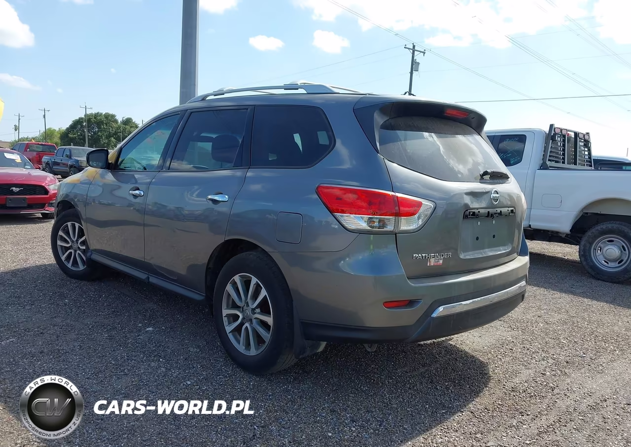 2015 Nissan Pathfinder S VIN:5N1AR2MNXFC660884 - 3