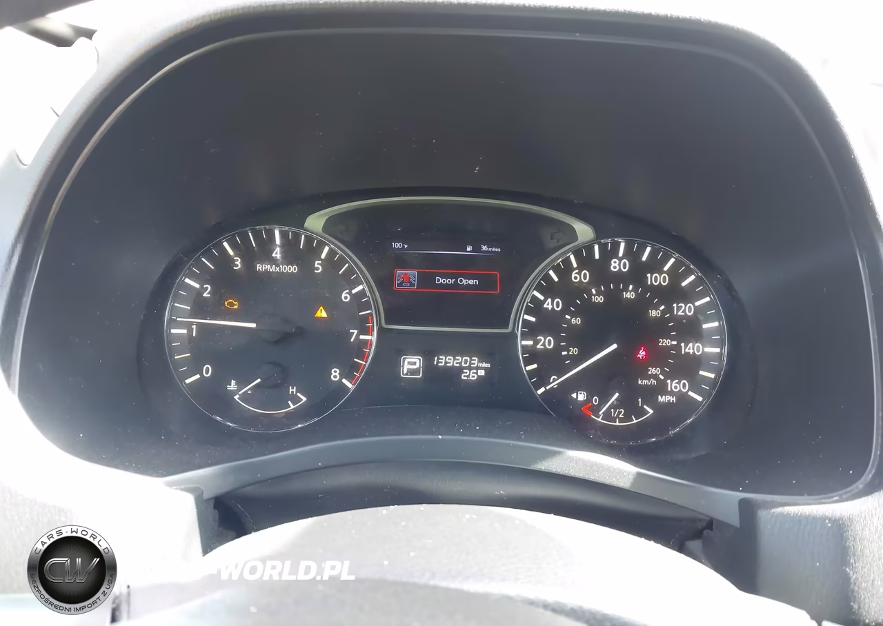 2015 Nissan Pathfinder S VIN:5N1AR2MNXFC660884 - 7