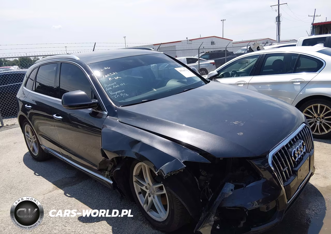 2016 Audi Q5 2.0T Premium VIN:WA1L2AFPXGA102521 - 13