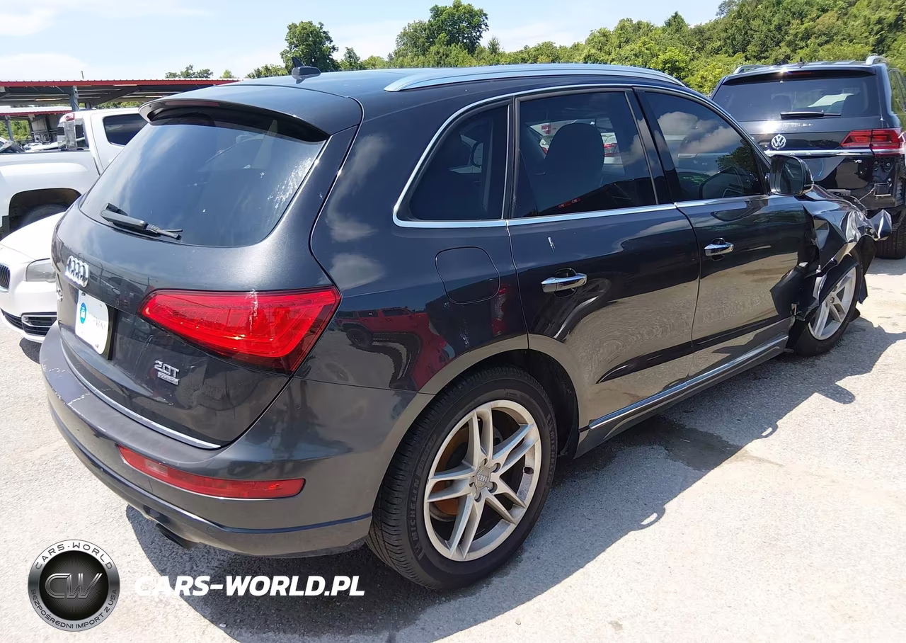 2016 Audi Q5 2.0T Premium VIN:WA1L2AFPXGA102521 - 4